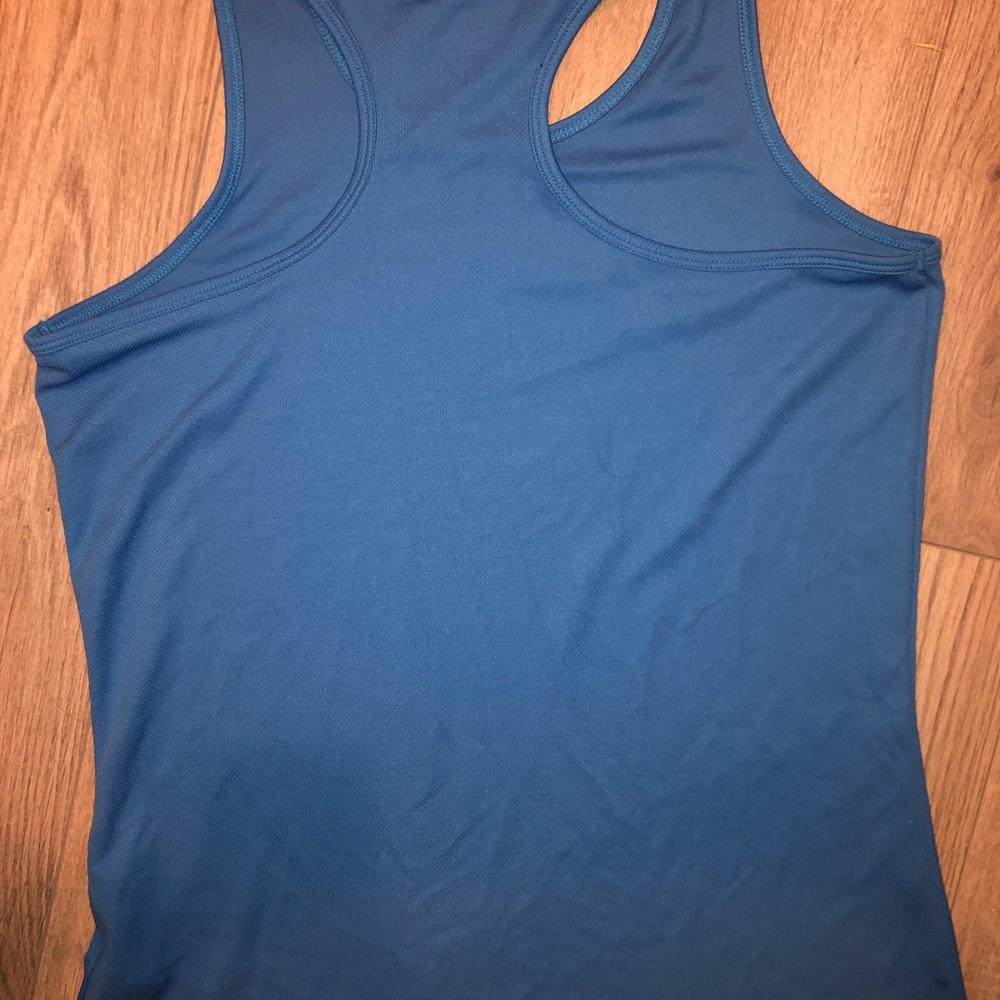ASICS running singlet - Picture 3 of 5